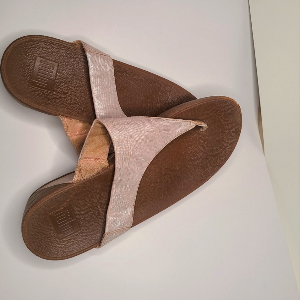 Ladies Fitflop sparkling strap sandal size 9